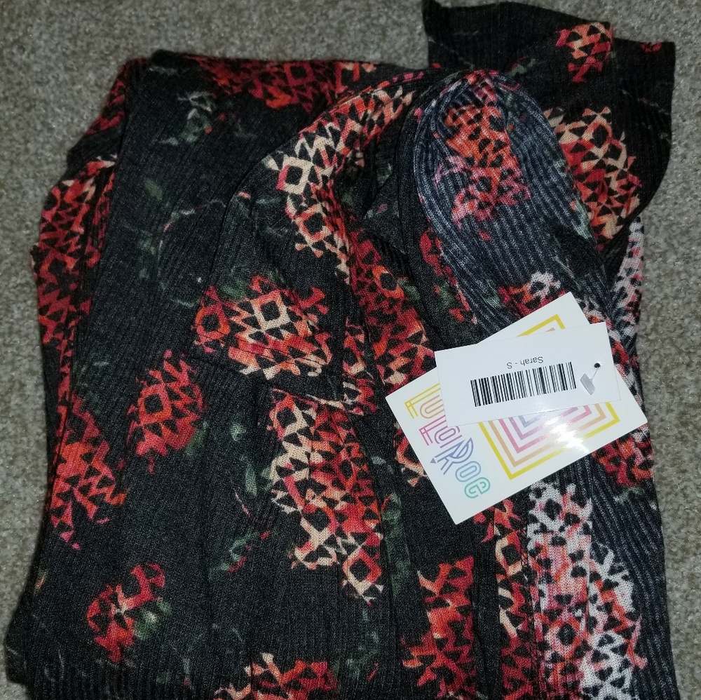 Brand new floral lularoe Sarah small
